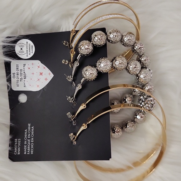 Brand New L.A EXPRESS ASSORTED BLING FASHION EARRINGS-3CT - Picture 2 of 4